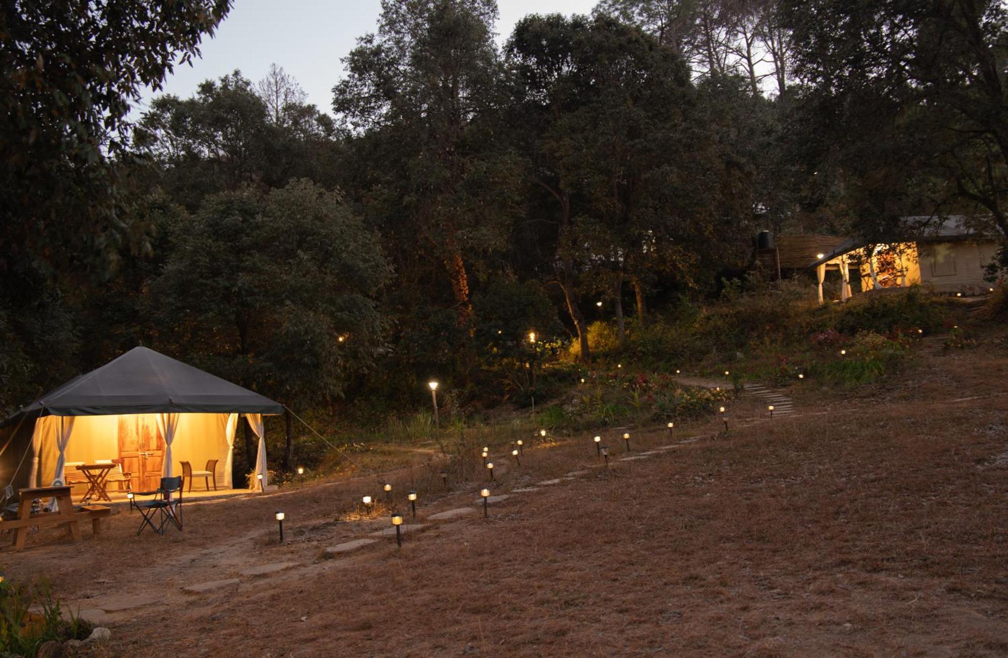 فندق Nayalap - Rural Himalayan Glamping Shitlakhet المظهر الخارجي الصورة